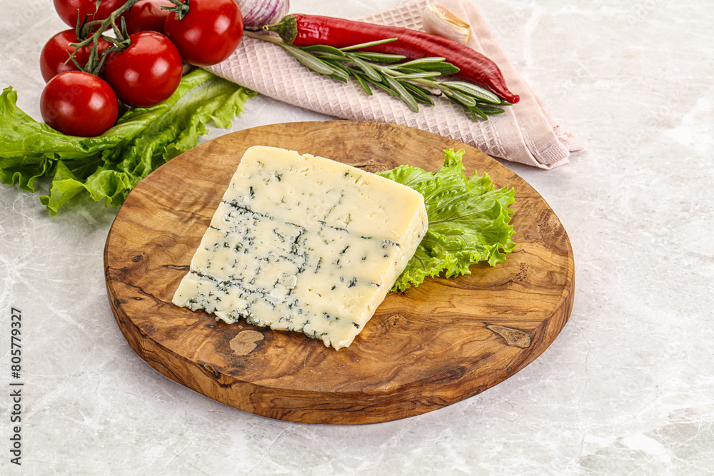 Wall mural gourmet blue cheese with mold