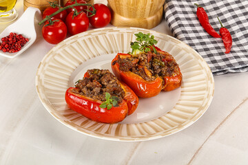 Bell pepper stuffed minced meat