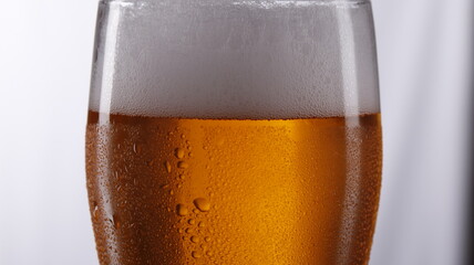 Cerveza vaso espuma detalle