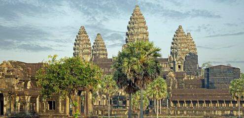 main temple complex of angkor wat