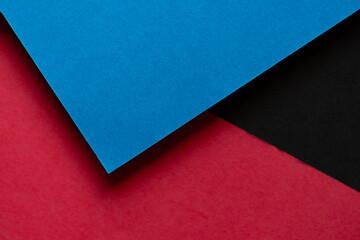 重なるカラフルな画用紙