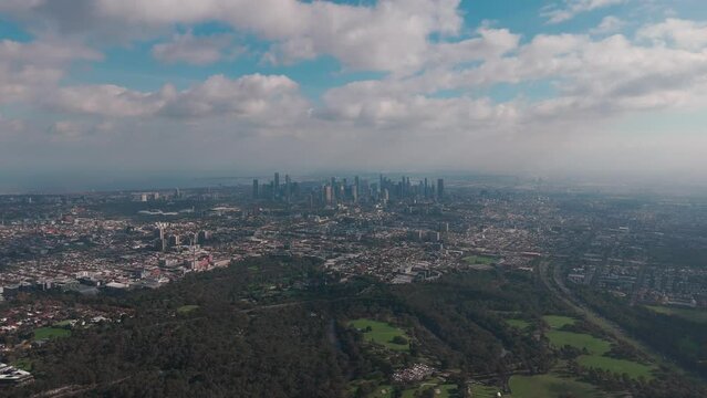 Melbourne Skyline from studley park high up