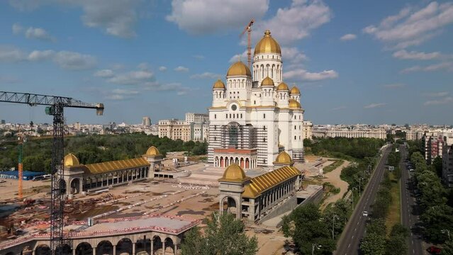 Catedrala Mantuirii Neamului Construction Site of the Romanian Orthodox Cathedral on a sunny day