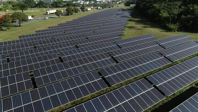 Aerial view of photovoltaic panels in solar power plant - S&atilde;o Jos&eacute; dos Campo, S&atilde;o Paulo, Brazil