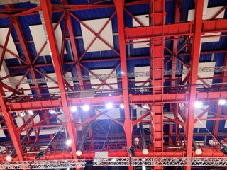 ceiling above the skating rink, figure skating, hockey, technical equipment
