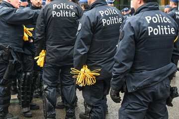 Police policier manifestation arrestation