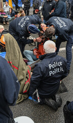 Police policier manifestation arrestation