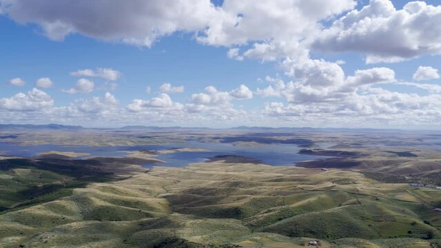 Vista panor&aacute;mica de la Siberia extreme&ntilde;a, Badajoz, Extremadura, Espa&ntilde;a. Marzo de 2024.