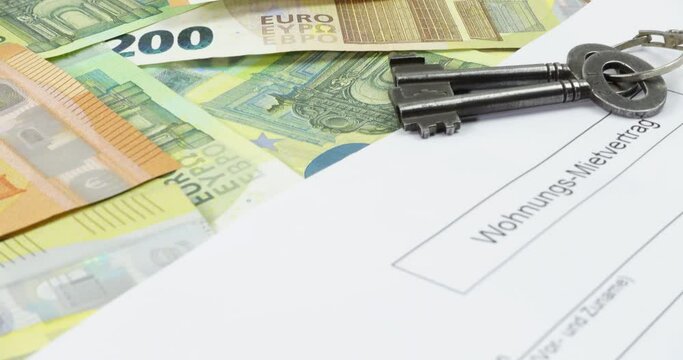 Euro Geldscheine und ein Mietvertrag f&uuml;r eine Wohnung