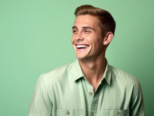 Obraz premium A man with is smiling and laughing