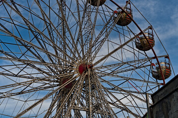 Fototapeta premium picture of a big circular merry go round spin wheel in India