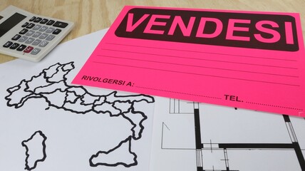 Il cartello stampato rappresenta l'immobile in vendita con la mappa dell'Italia