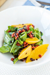 salad with mango