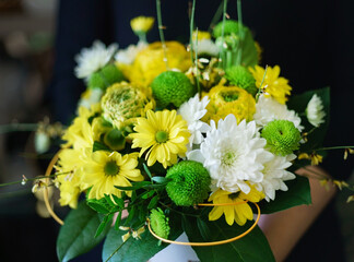 Naklejka premium nice bouquet in the hands