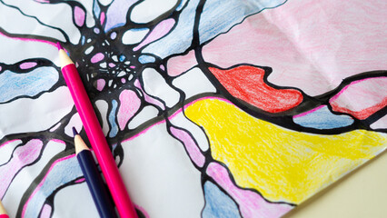 Neurographic art therapy draws intricate patterns, enhancing mindfulness