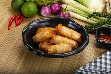 Vietnamese cuisine fried spring roll