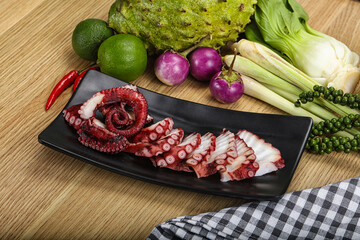 Jamanese cuisine - sashimi with octopus