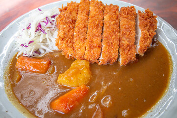 Crispy and soft fried pork curry rice