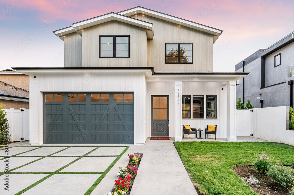 Wall mural exterior view of a contemporary new home in los angeles.