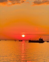 Fototapeta premium sunset over the sea