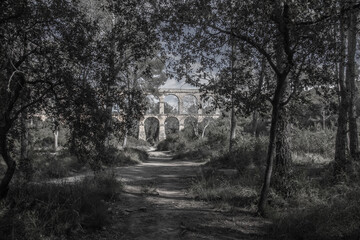 Tarragona - Acueducto de Ferreres o Puente del Diablo y entorno