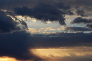 Fototapeta premium Dispersing Cumulonimbus storm clouds