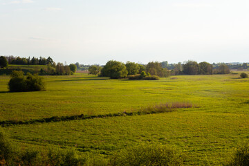 ogromna łąka w kraszczadach o zachodzie słońca © workszop