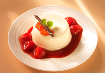 Panna Cotta, Dessert, gekochte Sahne, süss, Italien