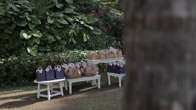wedding return gifts india