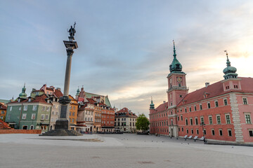 royal castle in warsaw in poland at dawn in the morning in spring