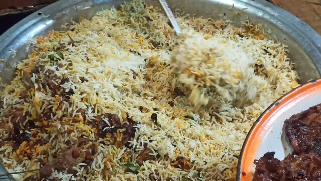 Biryani rice sellers are serving consumers