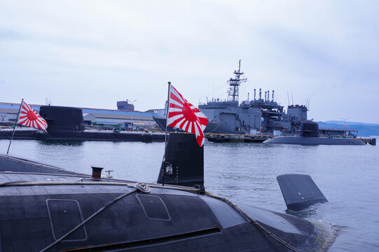 海上自衛隊呉基地の潜水艦