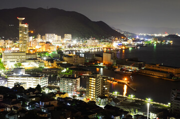 Fototapeta premium 和布刈展望台から見る門司市街の夜景
