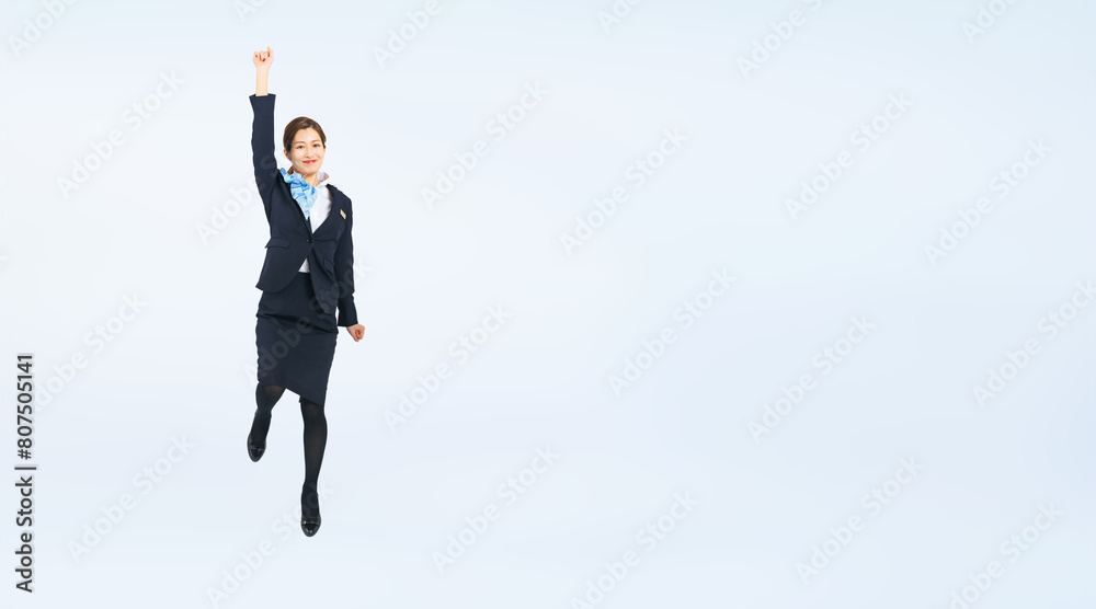 Aufkleber ジャンプする接客業の女性の全身写真（切り抜き背景透過pngも販売しております。作成者リンクから「png」で検索してください）