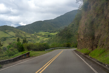 Road between mountains in a Colombian landscape.