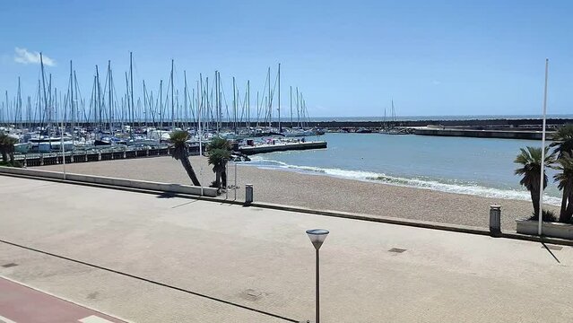 Lido di Ostia - Panoramica della spiaggia del Porto Turistico di Roma dal parcheggio sopraelevato