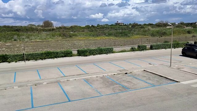 Lido di Ostia - Parcheggio in Via dell'Idroscalo dal Porto Turistico di Roma