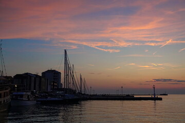 Fototapeta premium Schiff bei Umag, abends
