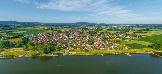 Das Donautal rund um Niederalteich und Thundorf in der Region Donau-Wald im Luftbild