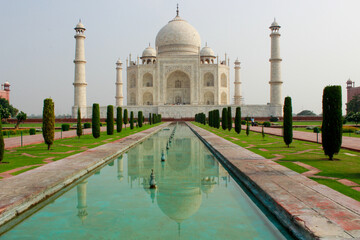 Fototapeta premium Taj Mahal mosque. Agra, India