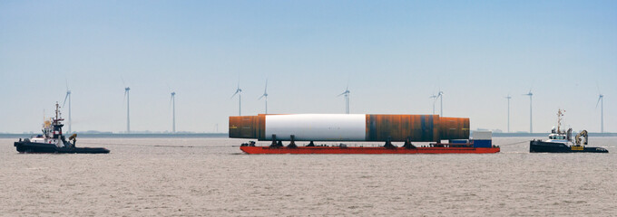Windanlagenbau, Transport auf Nordsee