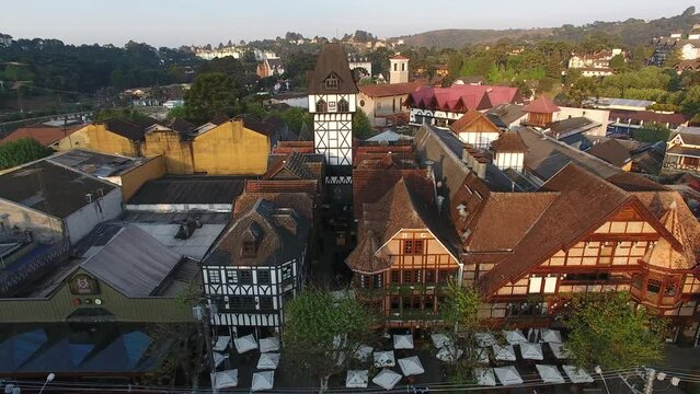 Alpine-style houses in the Capivari tourist center - Campos do Jord&atilde;o, S&atilde;o Paulo, Brazil