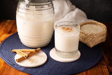 Horchata water. Also known as horchata de arroz, it is one of the traditional fresh waters of Mexico, it is made with rice and cinnamon. Traditionally prepared in a container called Vitrolero.