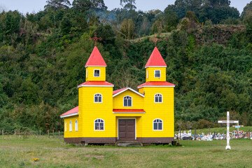 Capilla Santa Ana de Llaicha, isla Puluqui, comuna de Calbuco, Chile.