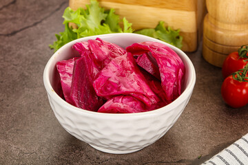 Red pickled cabbage with beetroot