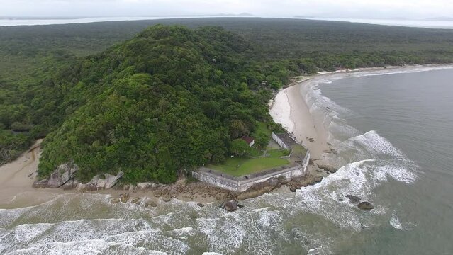 Fortaleza de Nossa Senhora dos Prazeres de Paranagu&aacute;, built in 1767; and Fortaleza Beach, na Ilha do Mel (Honey Island) - Paranagu&aacute;, Paran&aacute;, Brazil