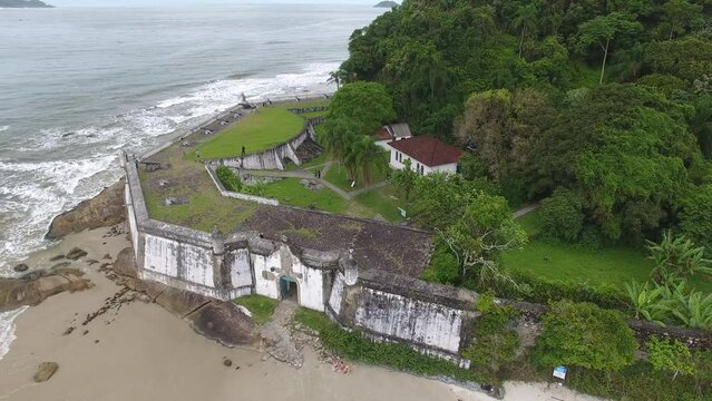 Fortaleza de Nossa Senhora dos Prazeres de Paranagu&aacute;, built in 1767; and Fortaleza Beach, na Ilha do Mel (Honey Island) - Paranagu&aacute;, Paran&aacute;, Brazil