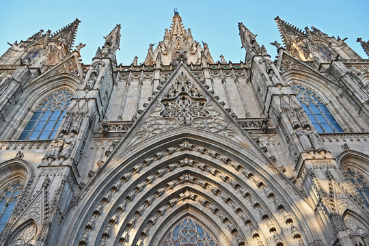 Barcellona, La cattedrale di Barcellona, totti, contrafforti e decorazioni gptiche - Catalogna, Spagna	