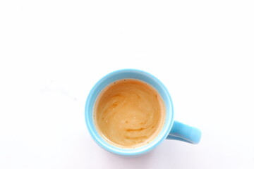 牛乳をたっぷり入れたコーヒーのカフェ・ラッテ