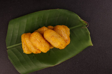 Kue Biji Nangka is a Traditional Cake from Bugis, Makasar, Indonesia, made from Potatoes and Nuts.